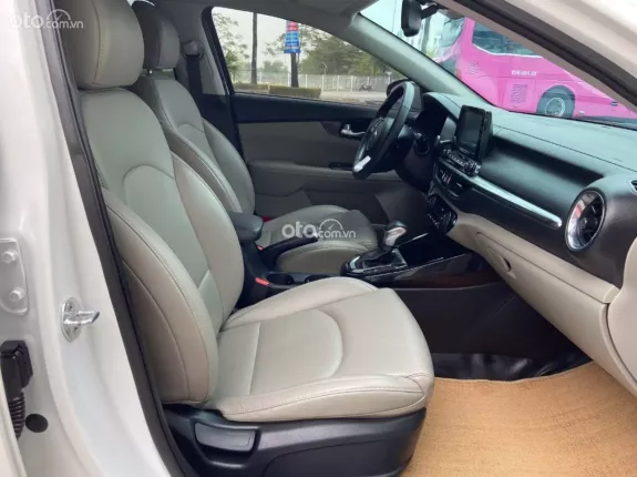 Kia Cerato 1.6 AT Luxury 2019 - Ko lỗi bao check toàn quốc. Có cam kết bảo hành