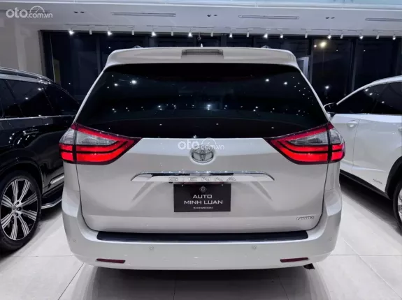 Toyota Sienna Limited 3.5 AT AWD 2017 - Toyota Sienna Limited 3.5 AT Model 2017