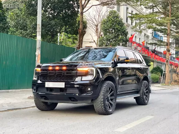 Ford Everest Titanium 2.0L AT 4WD 2023 - Độ 300TR Tiền Đồ