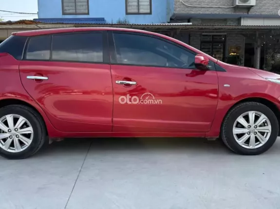 Toyota Yaris 1.3E 2014 - Xe zin đẹp