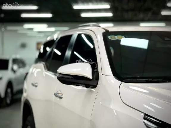 Toyota Fortuner 2.8 AT 4x4 Legender 2020 - 2 CẦU MÁY DẦU SIÊU ĐẸP