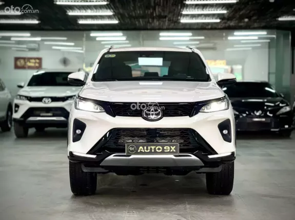 Toyota Fortuner 2.8 AT 4x4 Legender 2020 - 2 CẦU MÁY DẦU SIÊU ĐẸP