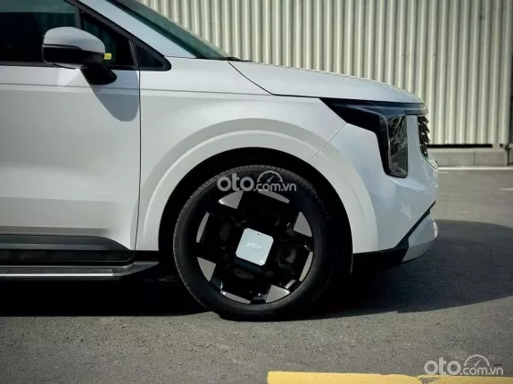 Kia Carnival 2.2D Luxury 2026 - Ưu đãi lên đến 80tr + BHVC