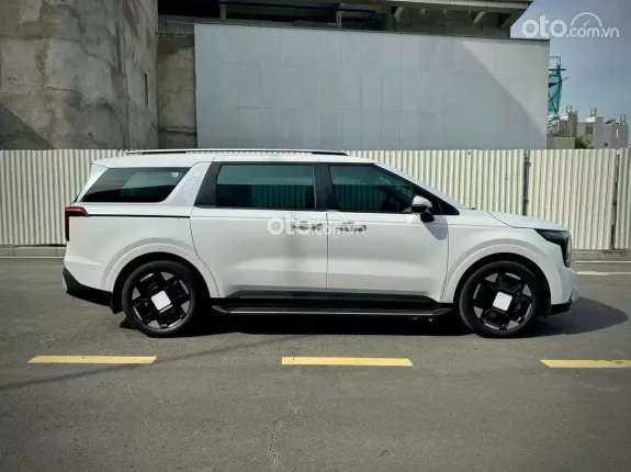 Kia Carnival 2.2D Luxury 2026 - Ưu đãi lên đến 80tr + BHVC