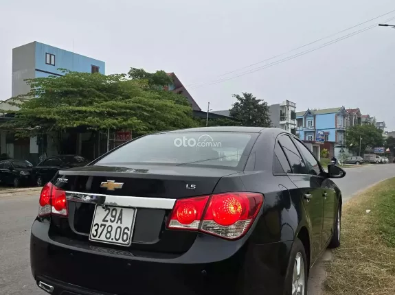 Chevrolet Cruze 1.6 MT 2011 - Bán Cruze 2011 số Sàn 132triệu