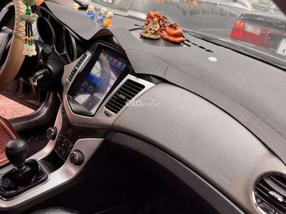 Chevrolet Cruze 1.6 MT 2011 - Bán Cruze 2011 số Sàn 132triệu