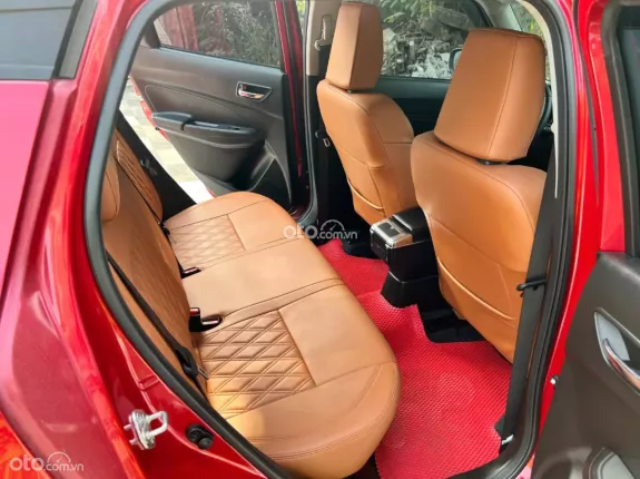 Suzuki Swift 2021 - Nhập khẩu Thái Lan siêu lướt 1v7 km zin