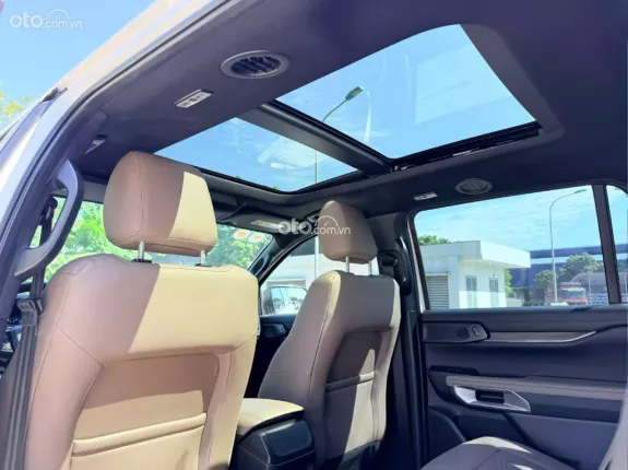 Ford Everest Titanium 2.0 AT 4x2 2022 - Ford Everest Titanium 2.0 AT 4x2 2022