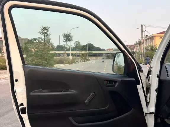 Toyota Hiace 2010 - Bán Hiace 16 chỗ đời 2010, máy xăng, xe còn zin nguyên