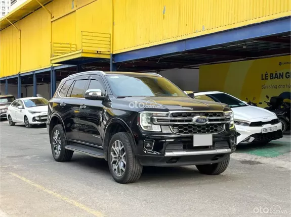 Ford Everest Titanium 2.0 AT 4x2 2022 - Xe cũ chất lượng, ODO chuẩn không tua