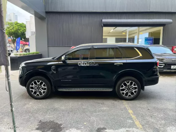 Ford Everest Titanium 2.0 AT 4x2 2022 - Xe cũ chất lượng, ODO chuẩn không tua