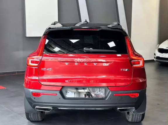 Volvo XC40 B5 AWD Ultimate 2019 - Model 2020 Nhập khẩu