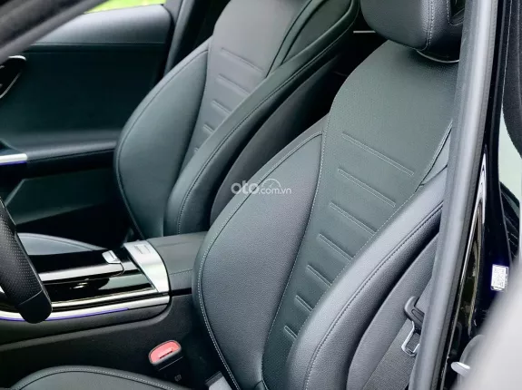 Mercedes-Benz GLC 300 4Matic 2022 - Model 2023 Nhập Đức