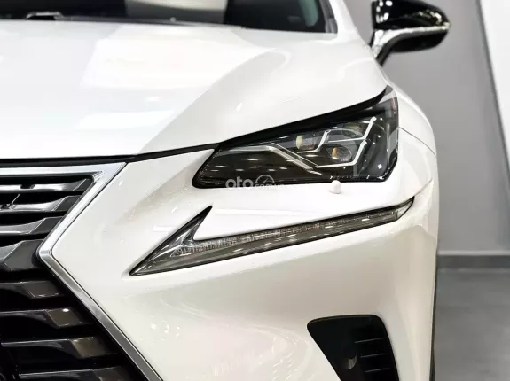 Lexus NX 300 T 2019 - Model 2020 cực đẹp - Bảo dưỡng hãng đầy đủ