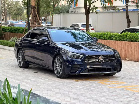 Mercedes-Benz E300 AMG 2021 - Bảo dưỡng đầy đủ lịch sử hãng
