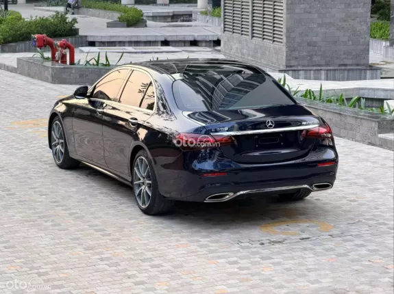 Mercedes-Benz E300 AMG 2021 - Bảo dưỡng đầy đủ lịch sử hãng