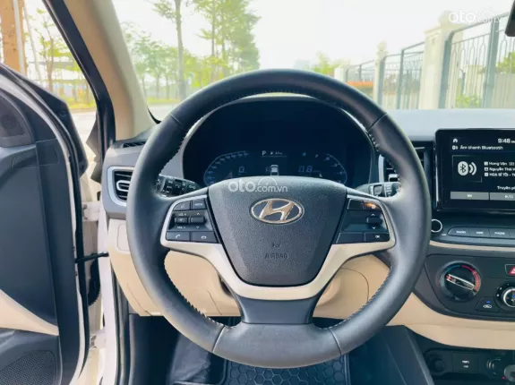 Hyundai Accent 1.4 AT Tiêu chuẩn 2023 - Trắng Ngọc Trinh, Giá Cực Tốt!