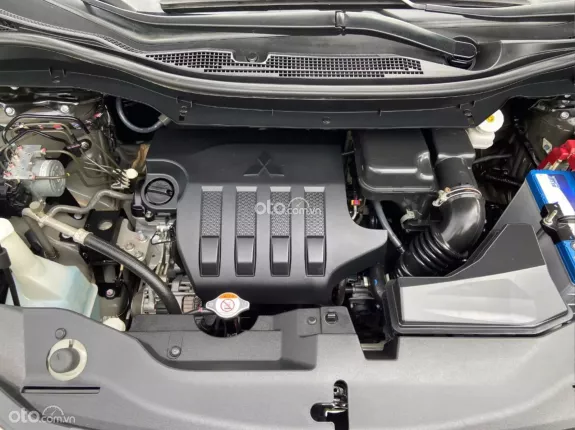 Mitsubishi Xpander 1.5 AT  2021 - 7vkm zin full ls hãng. Sơn zin cả xe