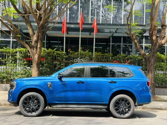 Ford Everest Sport 2.0L ST5 6AT 2x2 2022 - XE 7 CHỖ SUV_ BẢO DƯỠNG HÃNG _BẢO HÀNH 1 NĂM