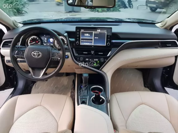 Toyota Camry 2.0Q 2022 - Toyota Camry 2.0Q 2022 - mua bán xe ô tô uy tín tại Hà Nội