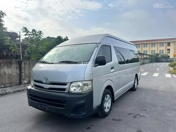 Toyota Hiace 2012 - Bán Hiace tải van 5 chỗ sản xuất 2012, máy xăng, xe nhập Nhật nóc cao