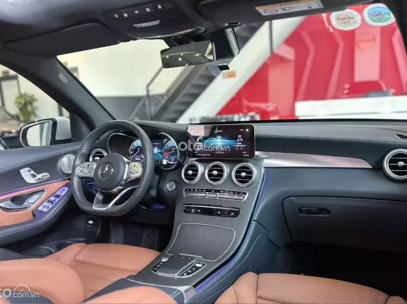Mercedes-Benz GLC 300 4Matic V1 2022 - XE HOT CÓ SẴN GIAO NGAY!!