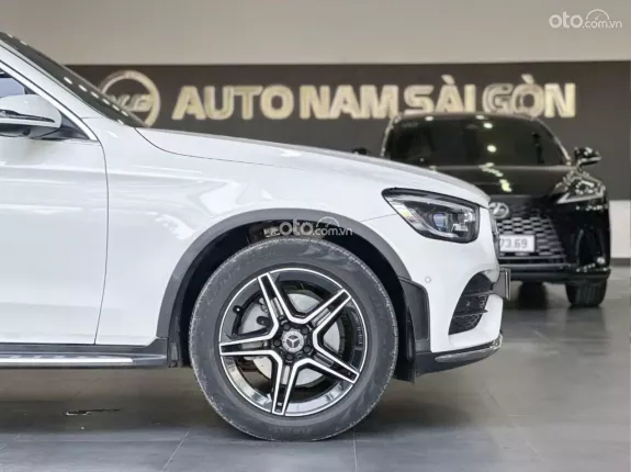 Mercedes-Benz GLC 300 4Matic V1 2022 - XE HOT CÓ SẴN GIAO NGAY!!