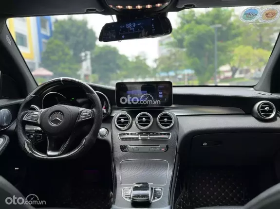 Mercedes-Benz GLC 300 4Matic 2019 - MÀU XÁM XIMEN ĐỘC QUYỀN