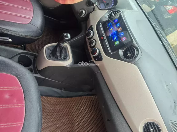 Hyundai Grand i10 Sedan 1.2 MT 2015 - Bán i10 2015 1.2Mt giá 145triệu