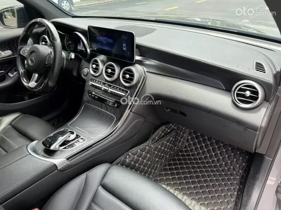 Mercedes-Benz GLC 300 4Matic 2019 - MÀU XÁM XIMEN ĐỘC QUYỀN