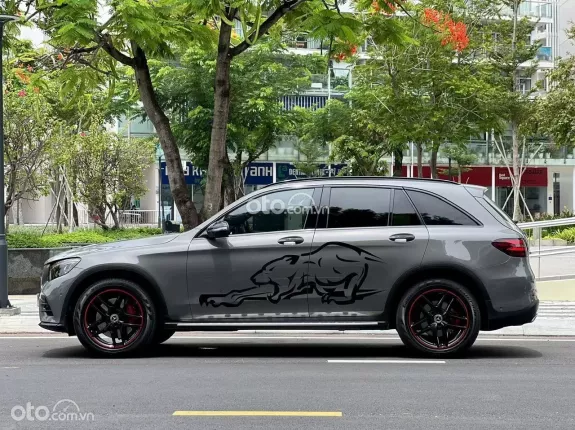 Mercedes-Benz GLC 300 4Matic 2019 - MÀU XÁM XIMEN ĐỘC QUYỀN
