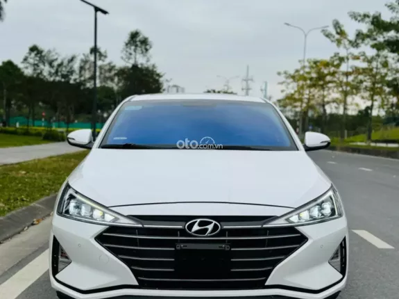 Hyundai Elantra   2.0 AT 2019 - Bán Hyundai Elantra 2019 2.0 1 chủ từ đầu