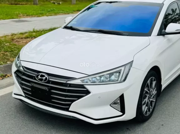 Hyundai Elantra   2.0 AT 2019 - Bán Hyundai Elantra 2019 2.0 1 chủ từ đầu