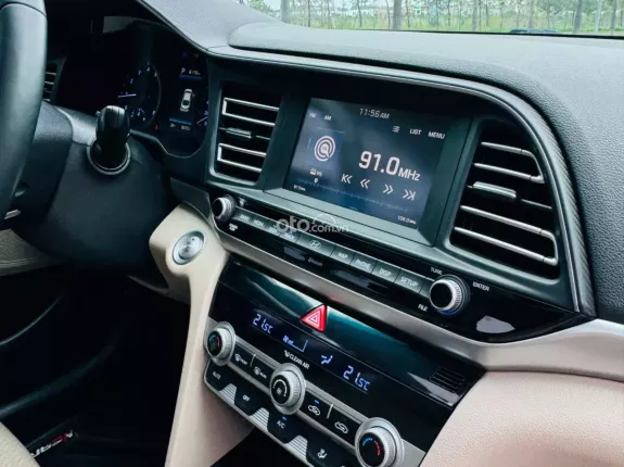 Hyundai Elantra   2.0 AT 2019 - Bán Hyundai Elantra 2019 2.0 1 chủ từ đầu