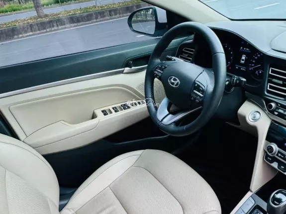 Hyundai Elantra   2.0 AT 2019 - Bán Hyundai Elantra 2019 2.0 1 chủ từ đầu