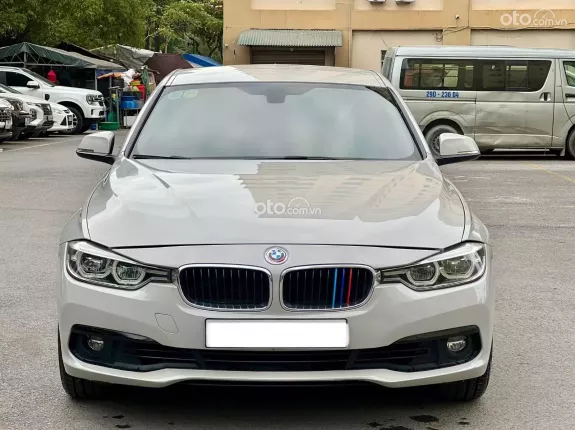 BMW 320i 2015 - BMW 320i 2015 Model 2016