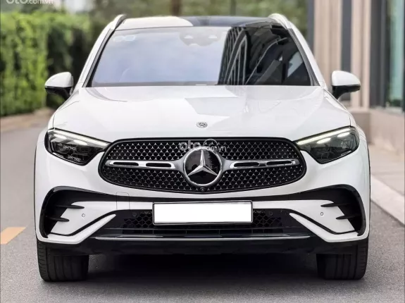 Mercedes-Benz GLC 300 4Matic 2023 - Nội thất nâu da bò cực sang