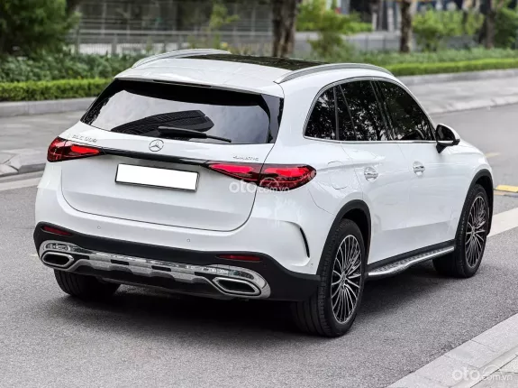 Mercedes-Benz GLC 300 4Matic 2023 - Nội thất nâu da bò cực sang