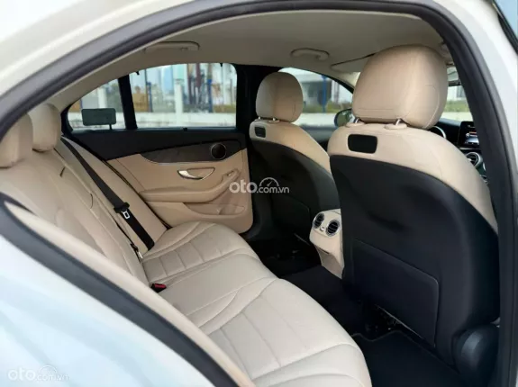 Mercedes-Benz C200 2.0 AT 2016 - Xe tư nhân chính chủ