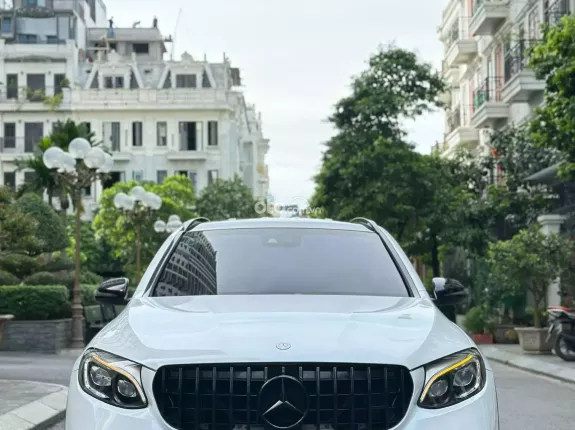 Mercedes-Benz GLC 250 4Matic 2017 - Full body GLC63 cực đẹp