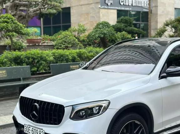 Mercedes-Benz GLC 250 4Matic 2017 - Full body GLC63 cực đẹp