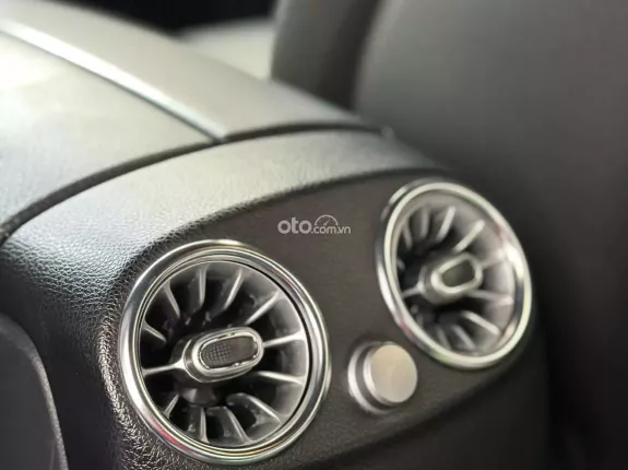 Mercedes-Benz GLC 250 4Matic 2017 - Full body GLC63 cực đẹp