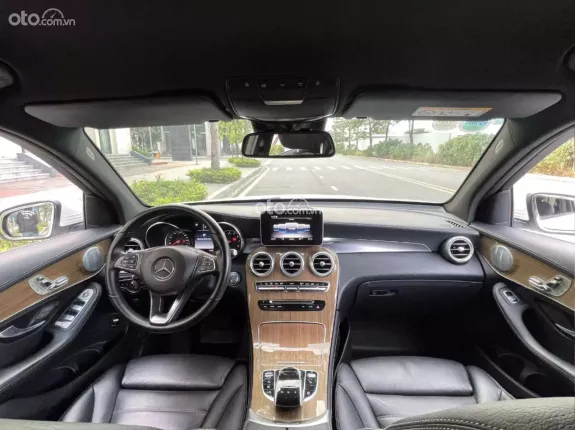 Mercedes-Benz GLC 250 4Matic 2019 - Vành đa chấu thể thao cực đẹp