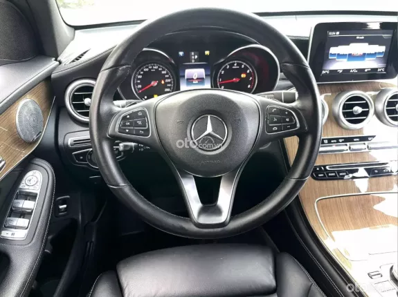 Mercedes-Benz GLC 250 4Matic 2019 - Vành đa chấu thể thao cực đẹp