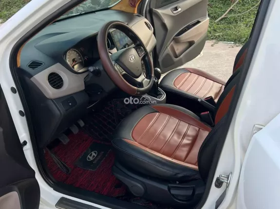 Hyundai Grand i10 2015 - Hatback 1.0 MT nhập khẩu, bản đủ. Xe đại chất, không lỗi nhỏ, keo chỉ thân vỏ zin