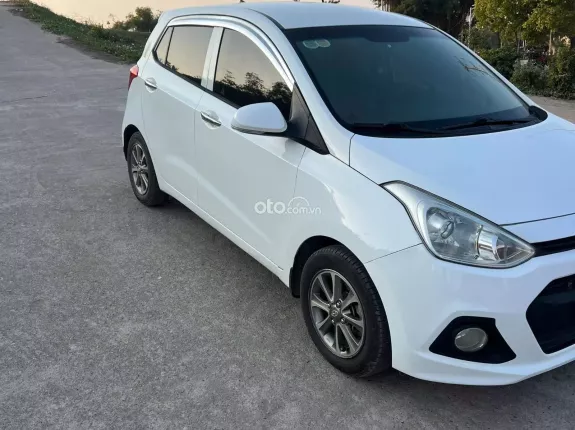 Hyundai Grand i10 2015 - Hatback 1.0 MT nhập khẩu, bản đủ. Xe đại chất, không lỗi nhỏ, keo chỉ thân vỏ zin