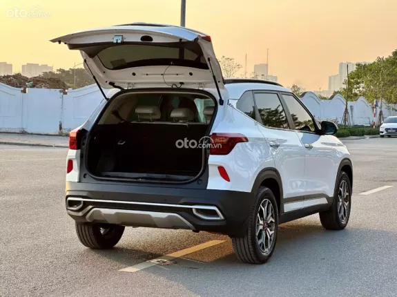 Kia Seltos 1.4 Luxury 2021 - Chạy 6 vạn km rất mới