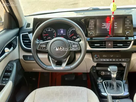 Kia Seltos 1.4 Luxury 2021 - Chạy 6 vạn km rất mới