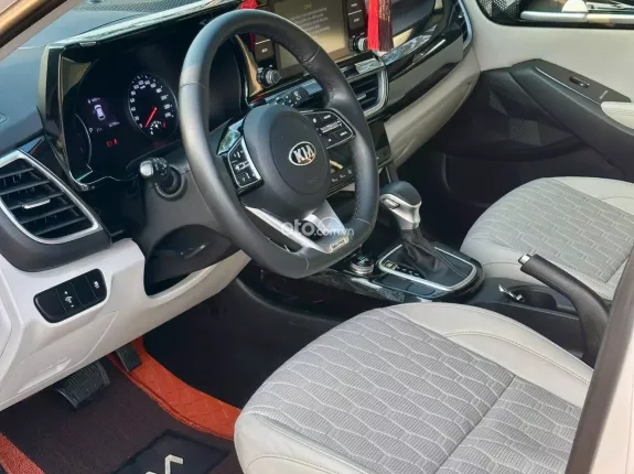 Kia Seltos 1.4 Luxury 2021 - Chạy 6 vạn km rất mới