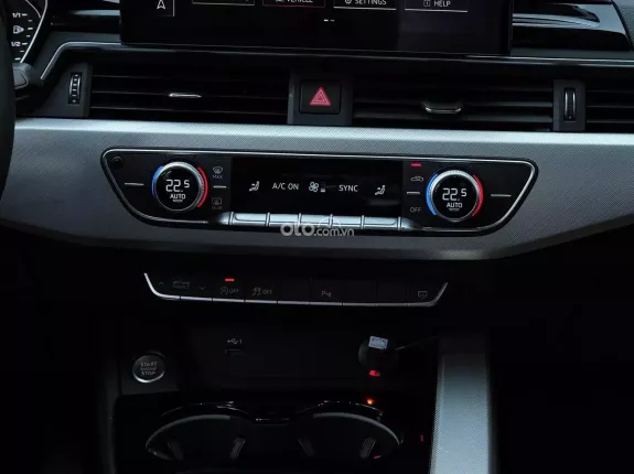 Audi A4 40 TFSI Advanced 2020 - Siêu phẩm Anh quốc